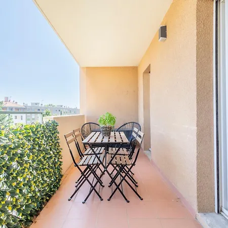 T3 Proche Centre Avec Parking Apartment *